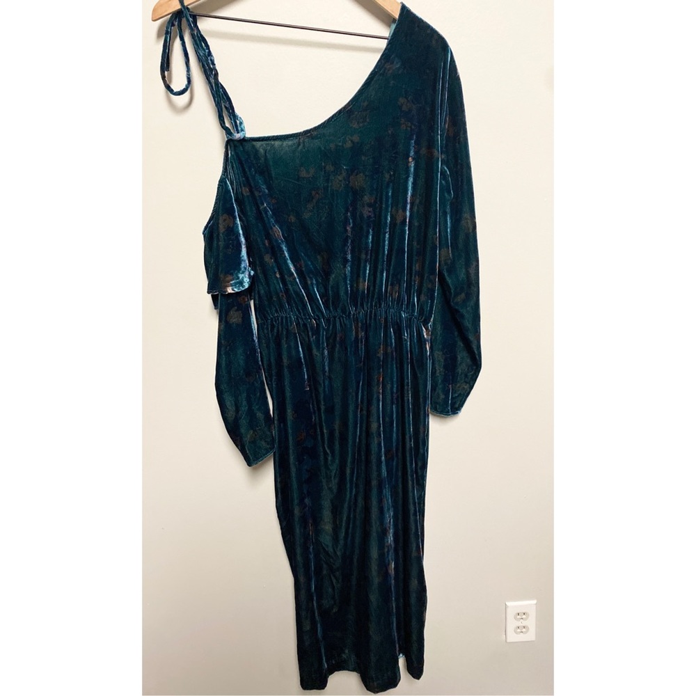 NWT ZARA Asymmetrical Shoulder Crushed Velvet Midi Dress in Emerald Large - Picture 5 of 11